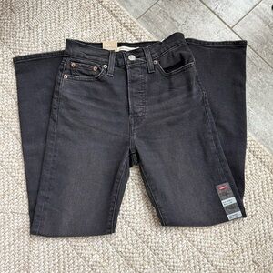 LEVI’S Wedgie Straight Fit Women’s Jeans Black W25 x L28